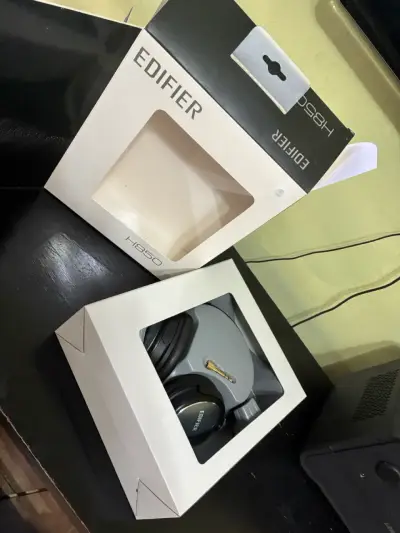 Auriculares Edifier H850 con cable - miniatura 2