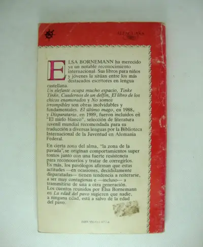 Libro 'La edad del pavo' de Elsa Bornemann - miniatura 2