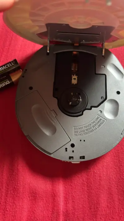 Reproductor de CD portátil Samsung MCD-SM60 - miniatura 2