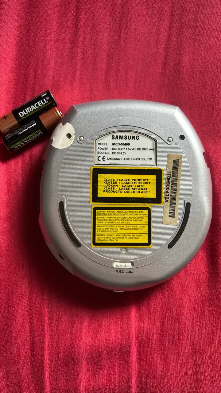 Reproductor de CD portátil Samsung MCD-SM60 - 3