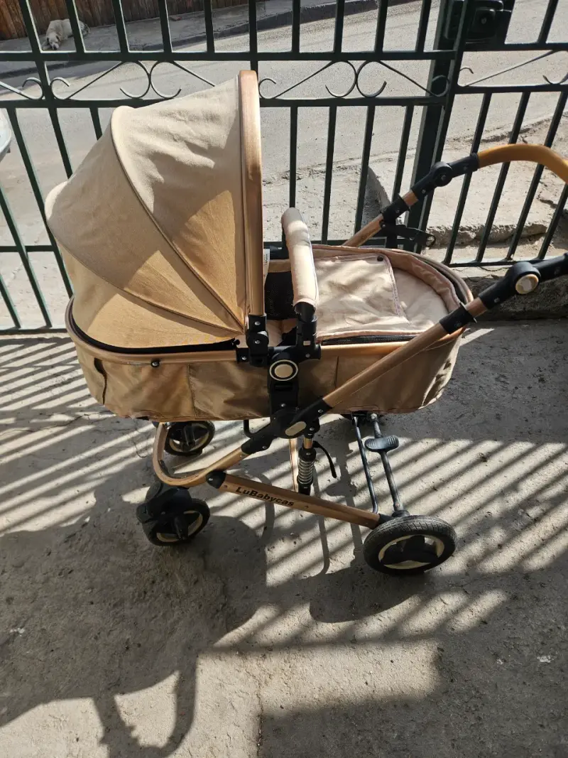 Coche de bebé LuBabyas plegable beige - 1