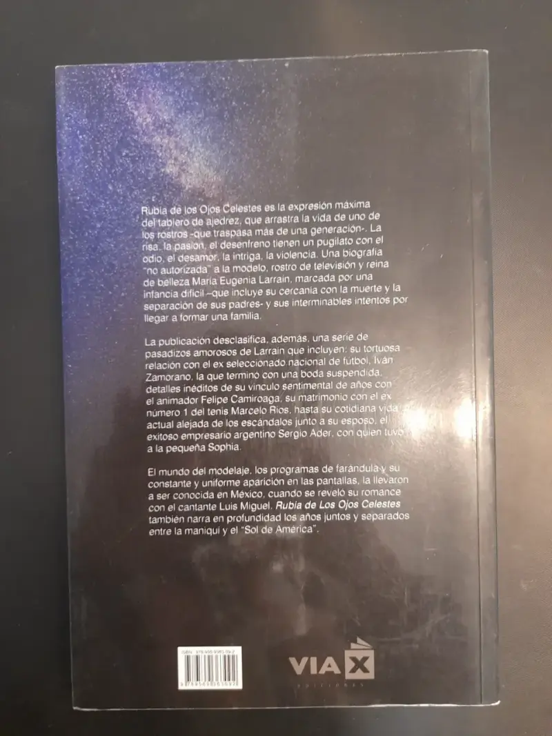 Libro 'Rubia de los Ojos Celestes' de Sergio Marabolí - 2