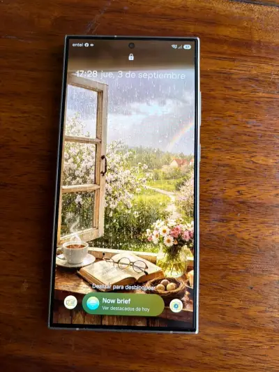 Samsung Galaxy S24 Ultra en excelente estado - miniatura 2