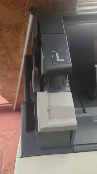 Plotter Canon IPF710 reparacion o repuestos - miniatura 2