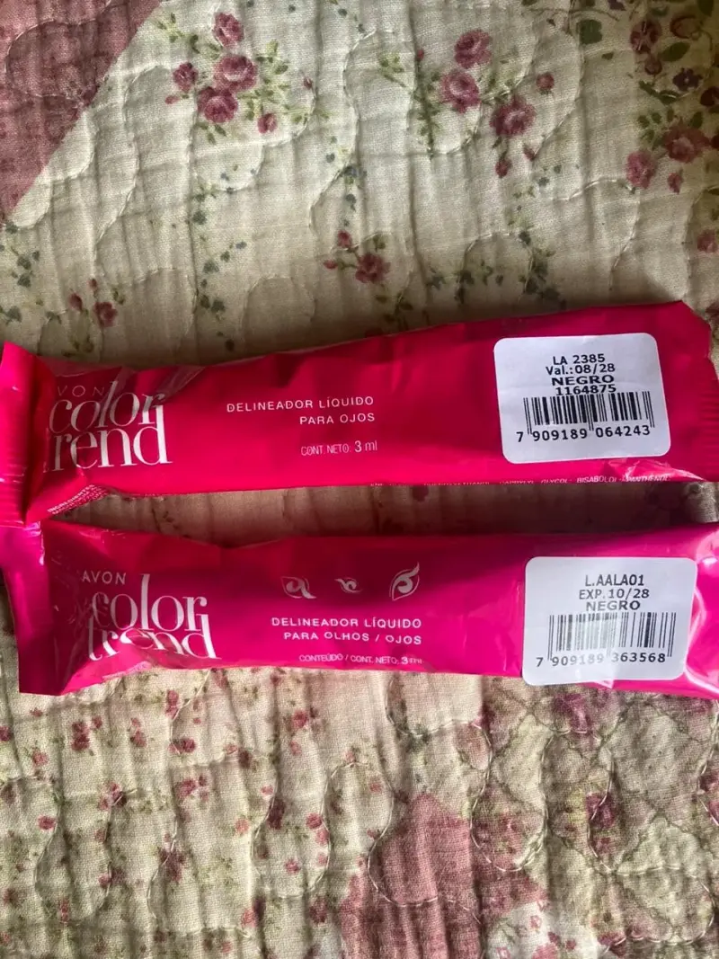 Delineador Líquido para Ojos Avon Color Trend Negro