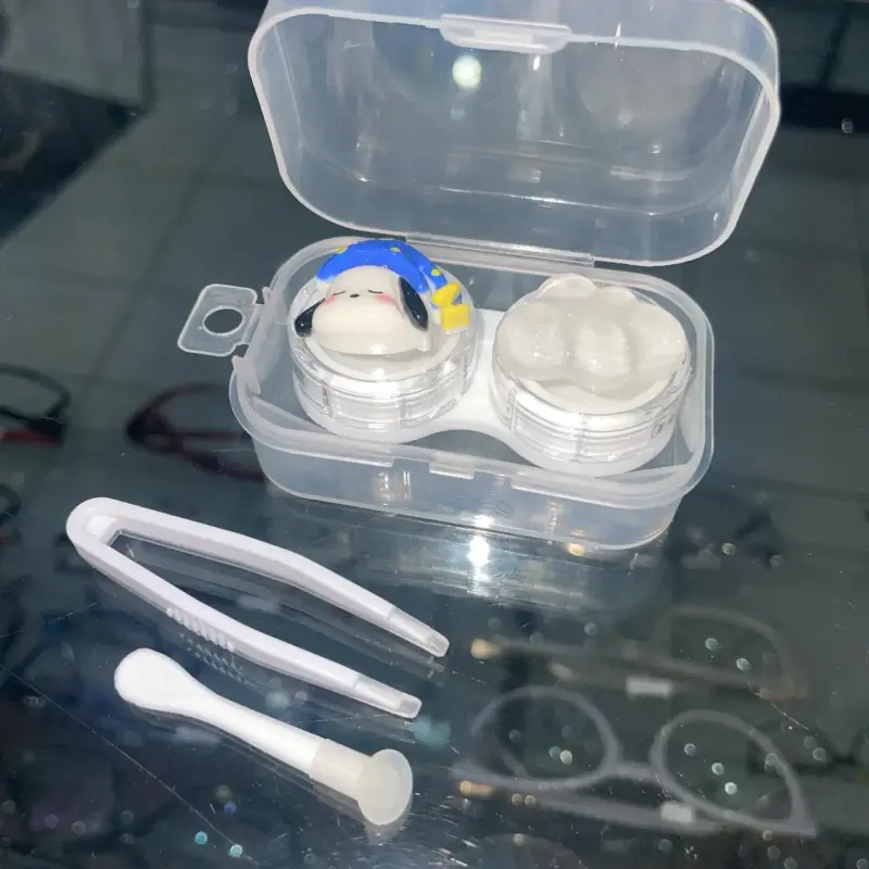 Estuche de lentes de contacto con pinzas y aplicador - 1