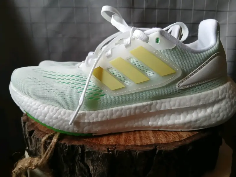 Zapatillas deportivas Adidas blancas con verde - 2