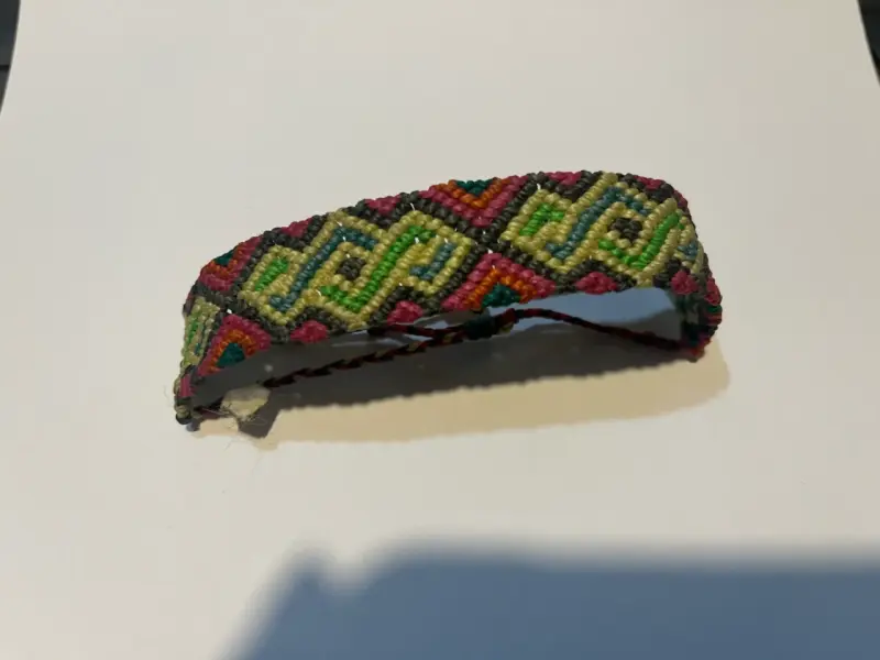 Pulsera tejida multicolor artesanal - 2
