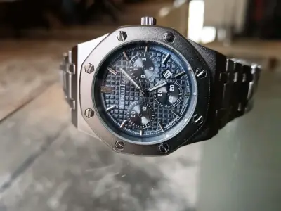 Reloj Audemars Piguet Royal Oak de acero inoxidable - miniatura 3