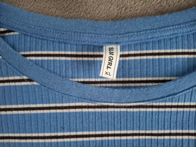 Polera rayas azules - 3