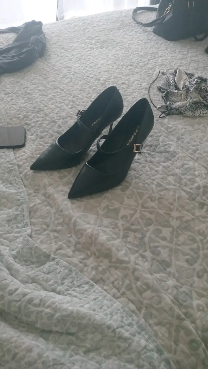 Zapatos de tacón negros elegantes - 1