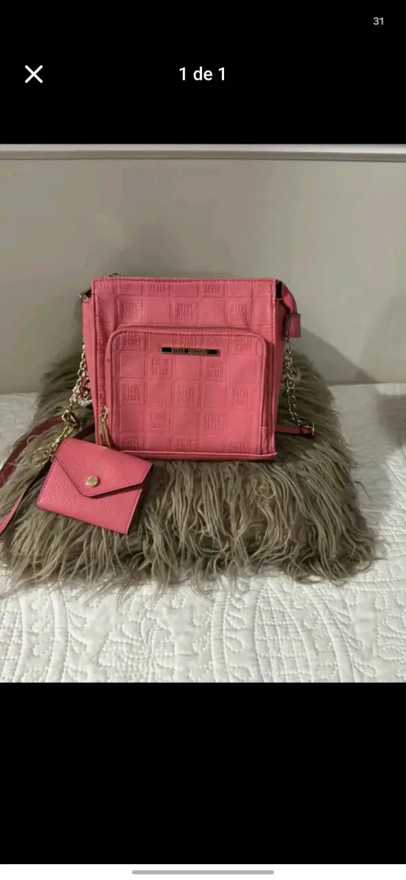 Cartera rosa Steve Madden con monedero