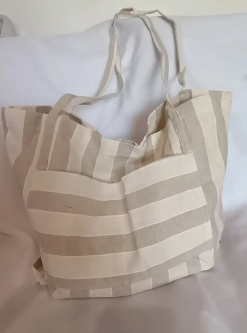 Bolso de tela con estampado de rayas y animal print - 2