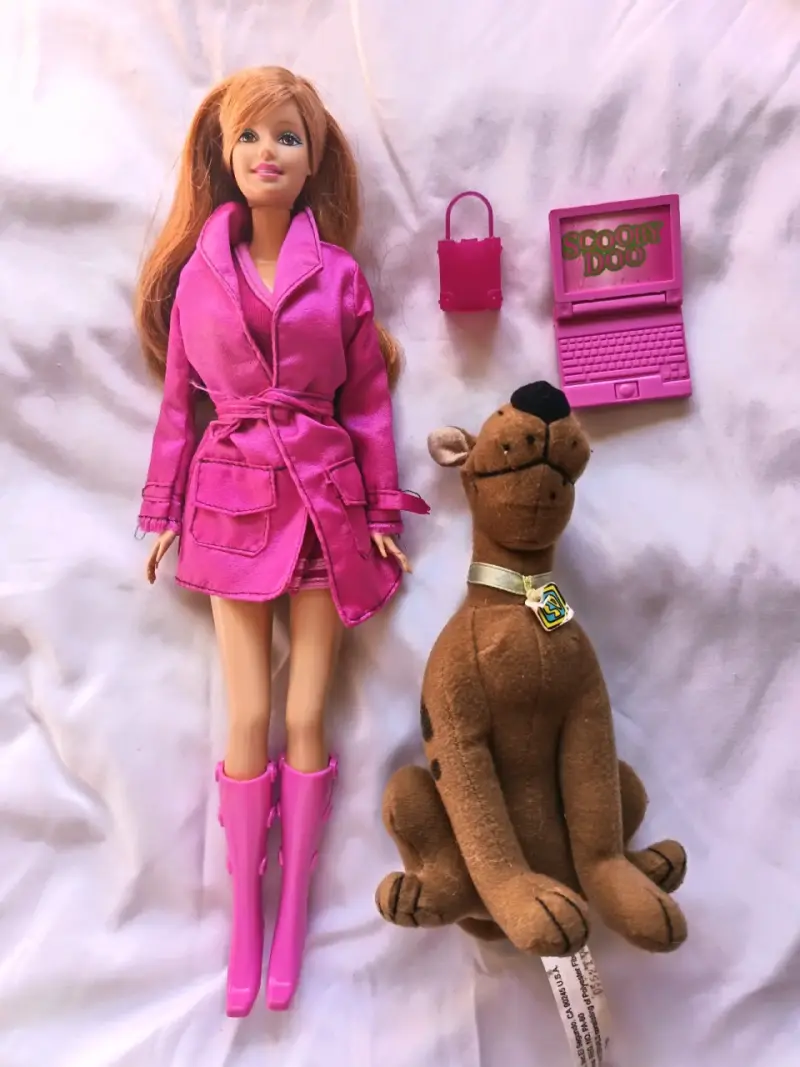 Muñeca Barbie Daphne Scooby Doo - 1