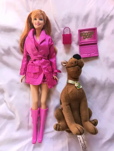 Muñeca Barbie Daphne Scooby Doo - miniatura 1