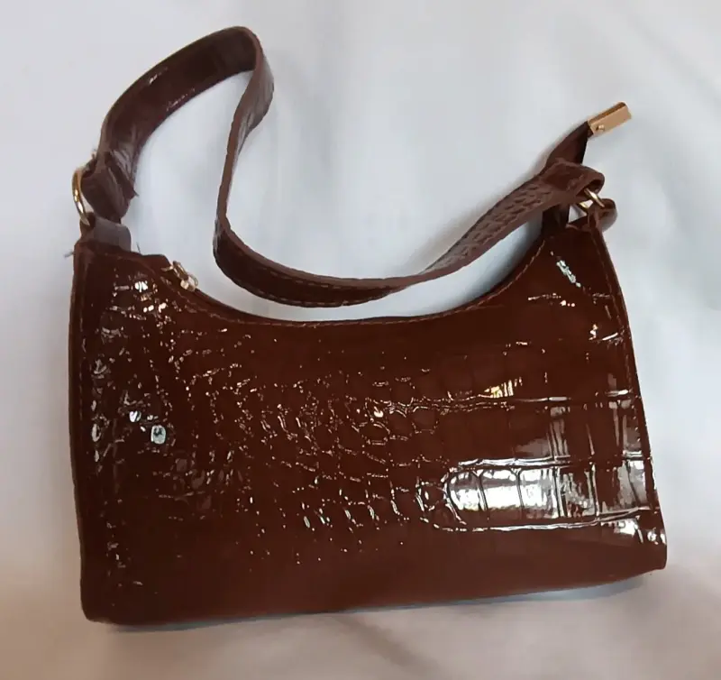 Cartera de crochet multicolor con correa ajustable - 2