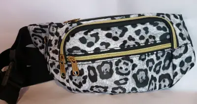 Cartera de crochet multicolor con correa ajustable - miniatura 4