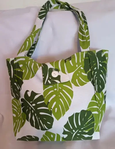 Cartera de crochet multicolor con correa ajustable - miniatura 5