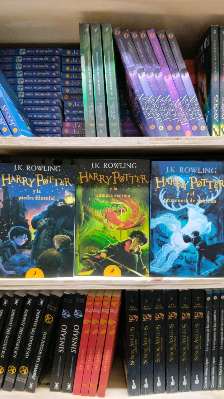 Colección de libros Harry Potter y Percy Jackson