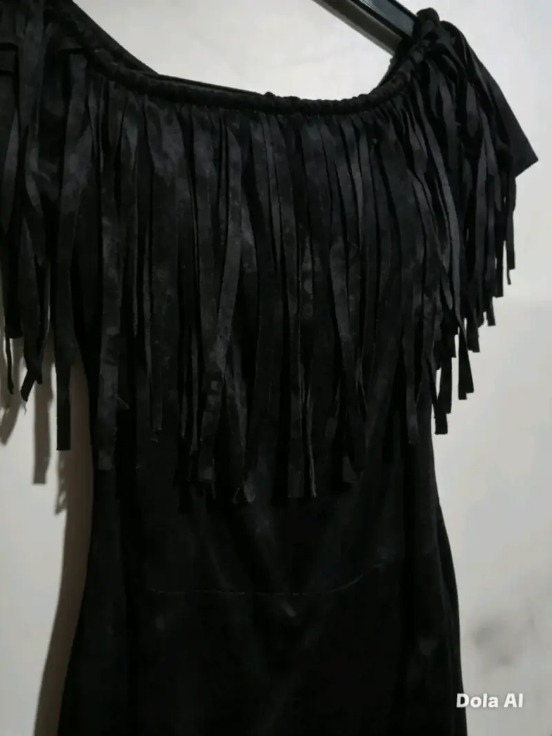 Mono corto negro con flecos para mujer - 3