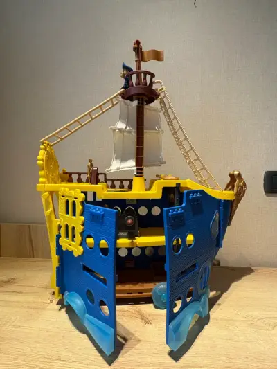 Barco Pirata de Jake de Juguete Grande con Ruedas - miniatura 3