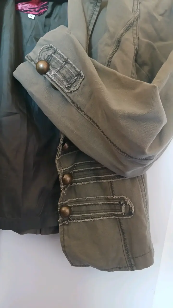 Lote de ropa de 37 prendas - 6