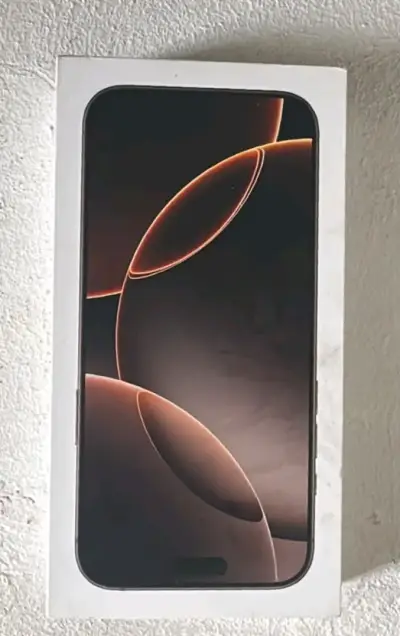 iPhone 15 Pro Max 256GB en buen estado - miniatura 2