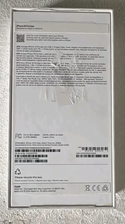 iPhone 15 Pro Max 256GB en buen estado - miniatura 3