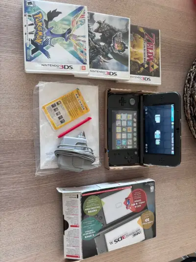 New Nintendo 3DS XL + Juegos Pokémon, Zelda y Mons - miniatura 1