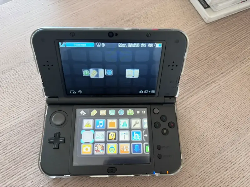 New Nintendo 3DS XL + Juegos Pokémon, Zelda y Mons - 5