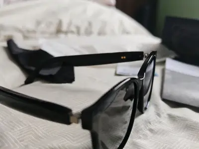 Gafas de Sol Inteligentes con Bluetooth y Micrófono - miniatura 3