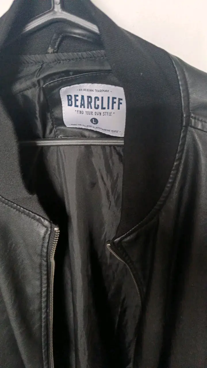 Chaqueta de cuero sintético negra Bearcliff - 3