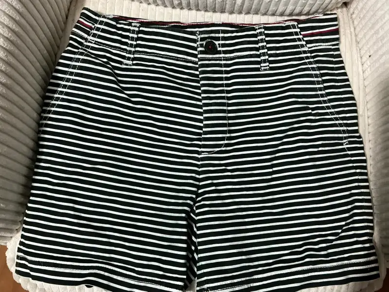 Short de mujer Tommy Hilfiger, talla 00 (32)