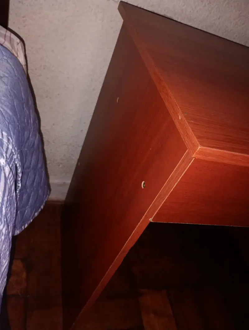 Escritorio de madera con cajón y estante - 4