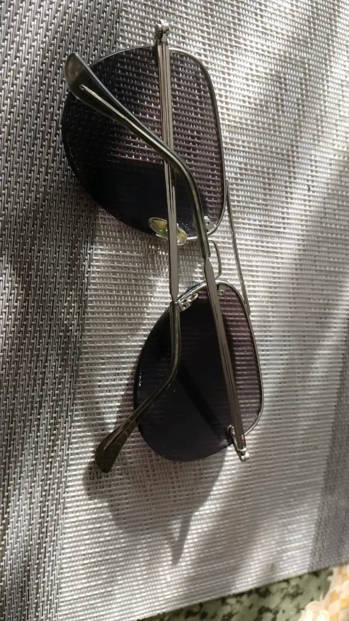 Gafas de Sol Aviador con Lentes Oscuros - 2