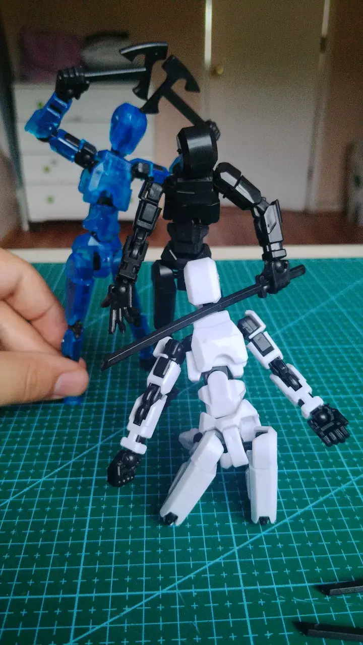 Set figuras de acción articuladas con accesorios - 5
