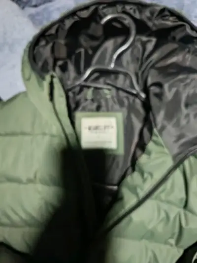 Chaqueta acolchada verde con capucha Bearcliff - miniatura 2