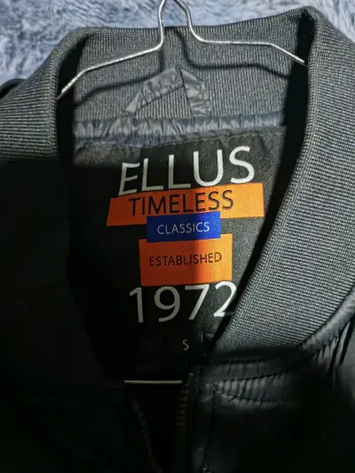 Chaqueta acolchada negra Ellus para hombre - miniatura 2