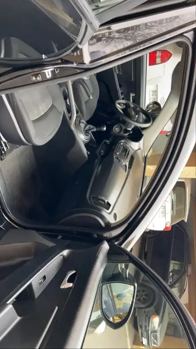 Kia Sportage 2014  SUV Negro en Buen Estado - miniatura 6