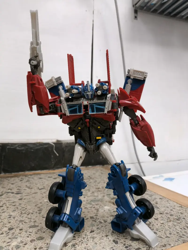 Figura de acción Transformer Optimus Prime - 2