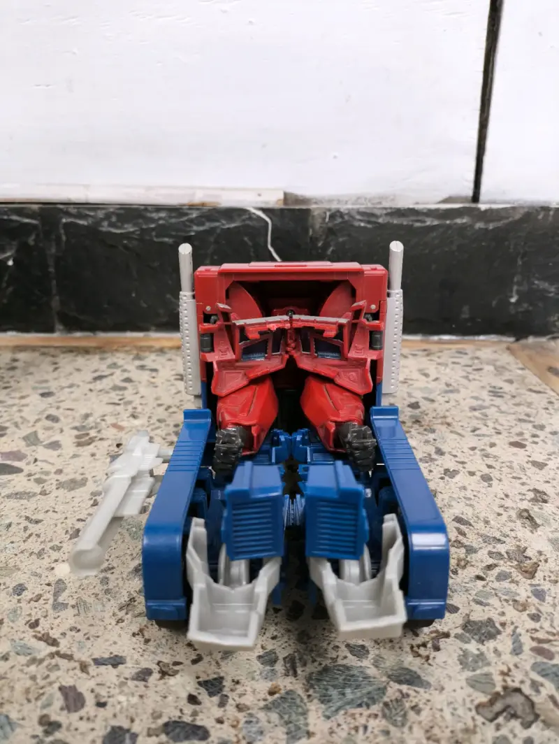 Figura de acción Transformer Optimus Prime - 4