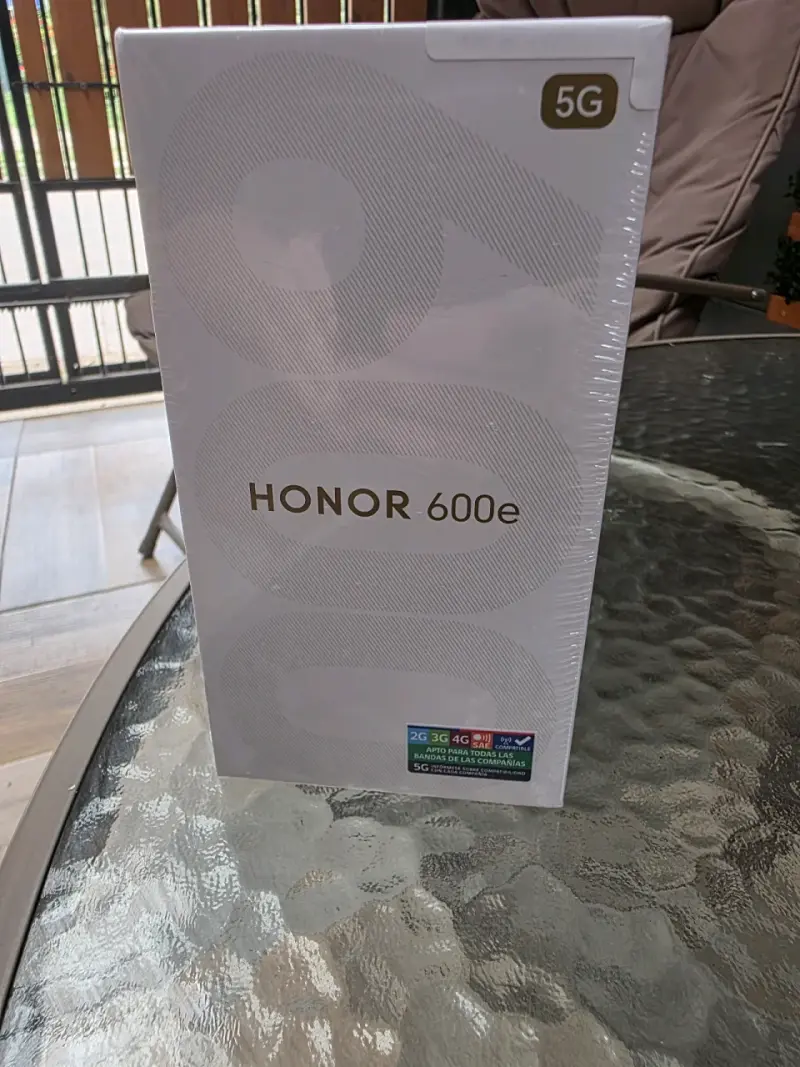 Smartphone Honor 600e 5G 512GB Gris con Cargador - 2