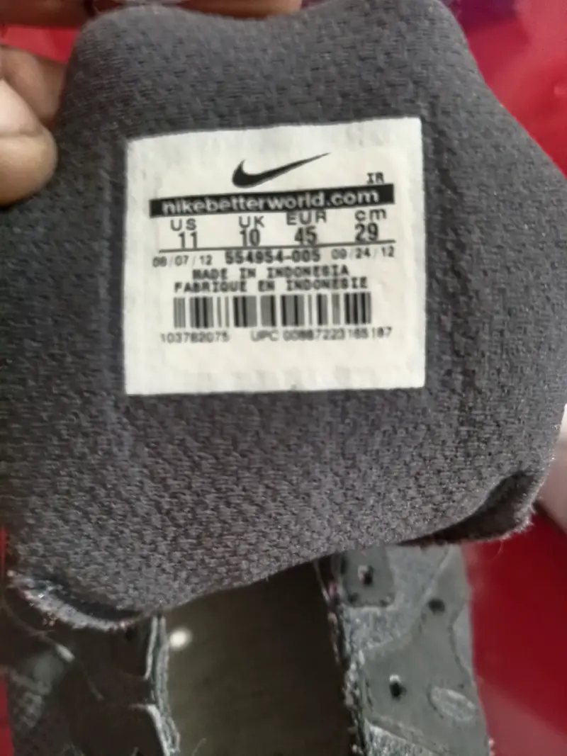 Zapatillas deportivas blancas y negras Nike para hombre - 4