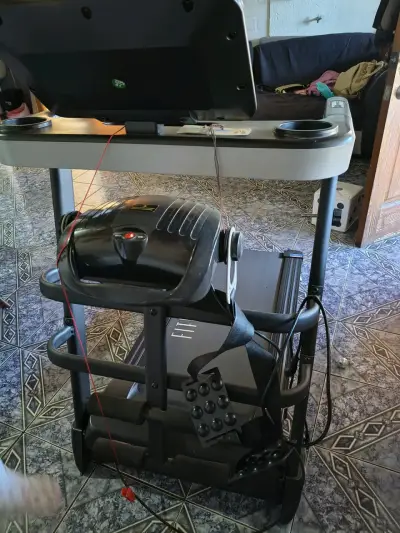 Caminadora eléctrica FitMax plegable en buen estado - miniatura 3