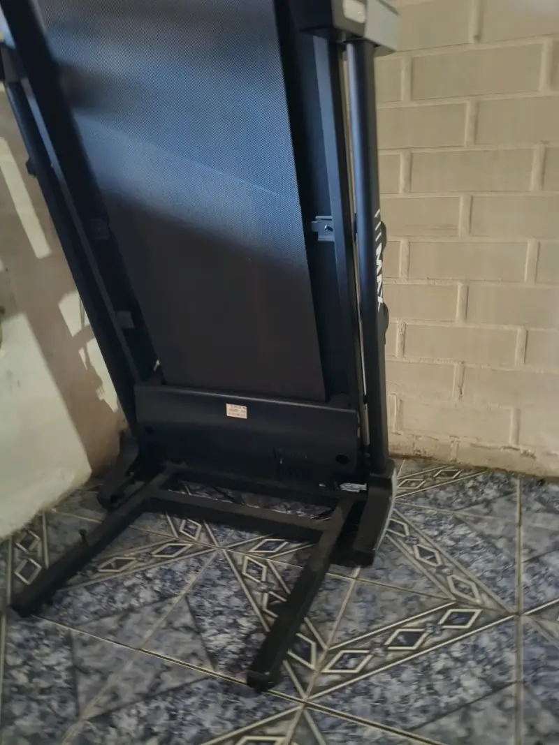 Caminadora eléctrica FitMax plegable en buen estado - 4