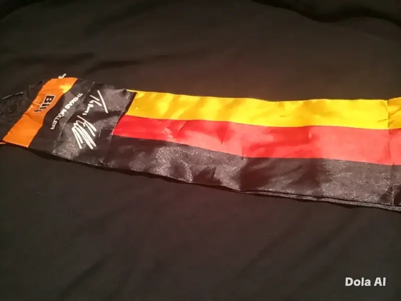 Bufanda Bifi con bandera alemana y autógrafo