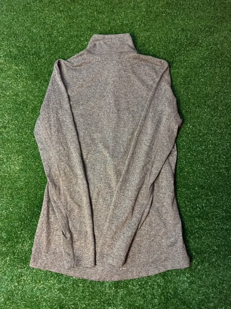 Polera térmica gris con cierre para mujer - 3