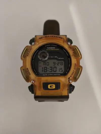 Reloj Casio G-Shock Ámbar - miniatura 1