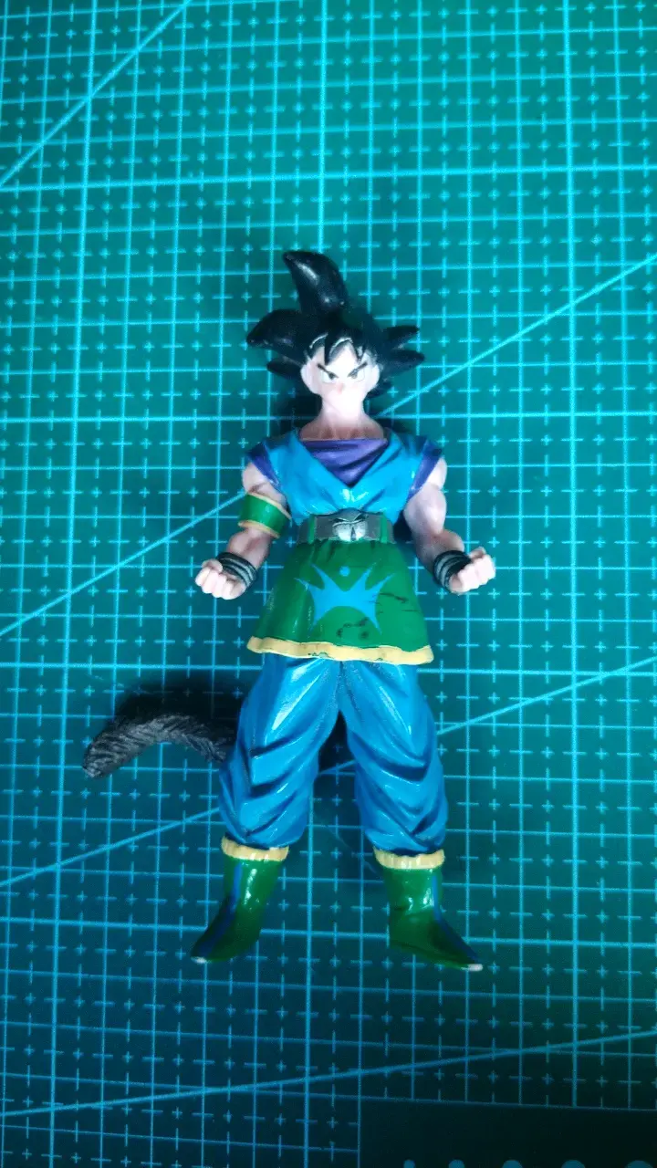 Figura de acción Goku Vintage - 1