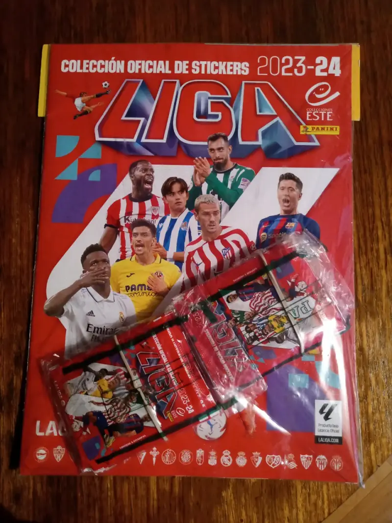 Álbum de Stickers La Liga 2023-24 Panini - 1